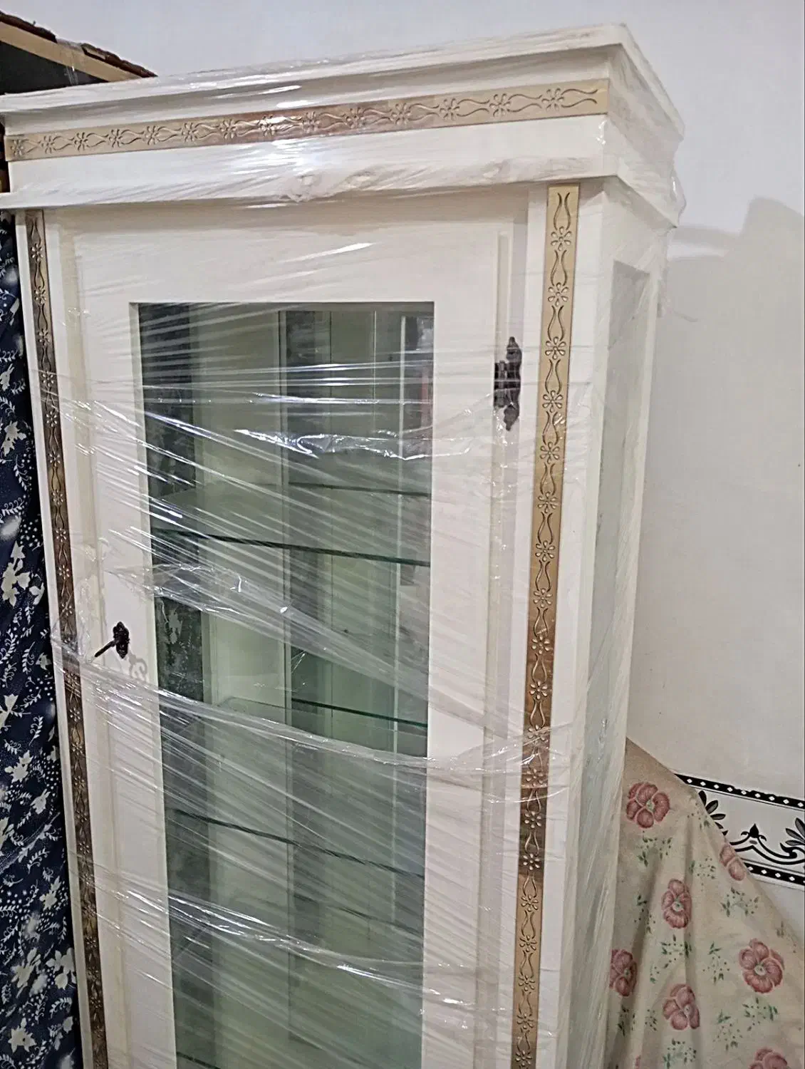 گنجه بوفه|بوفه، ویترین، کنسول|تربتحیدریه, طالقانی|دیوار