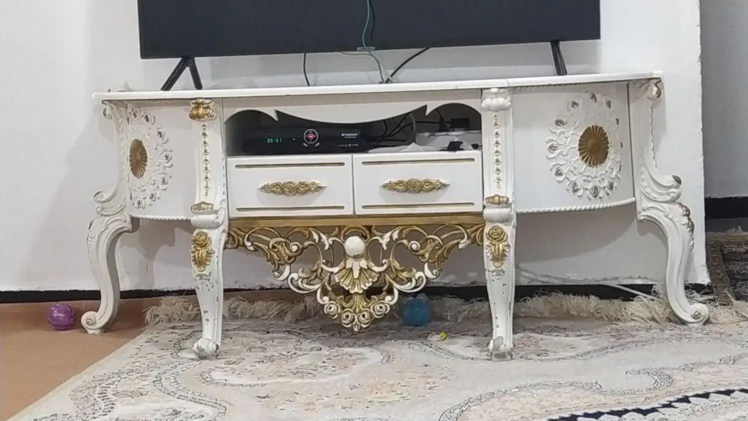 مبل هفت نفره و ست تی وی جاکفشی وبوفه|مبلمان خانگی و میز عسلی|سوسنگرد, |دیوار