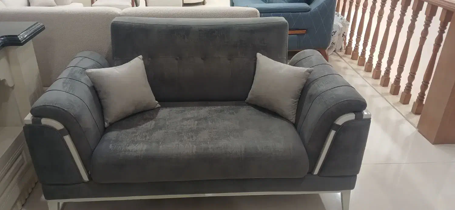 کاناپه نو|مبلمان خانگی و میز عسلی|سبزوار, قصبه غربی|دیوار