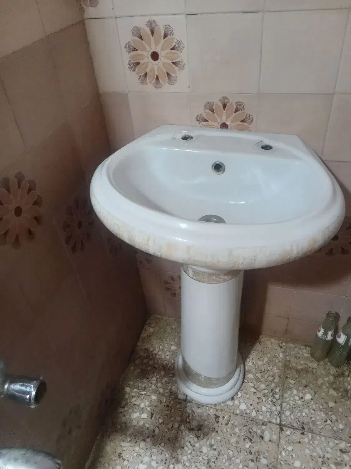 لوازم  مصالح ساختمانی|لوازم سرویس بهداشتی|کرمانشاه, |دیوار