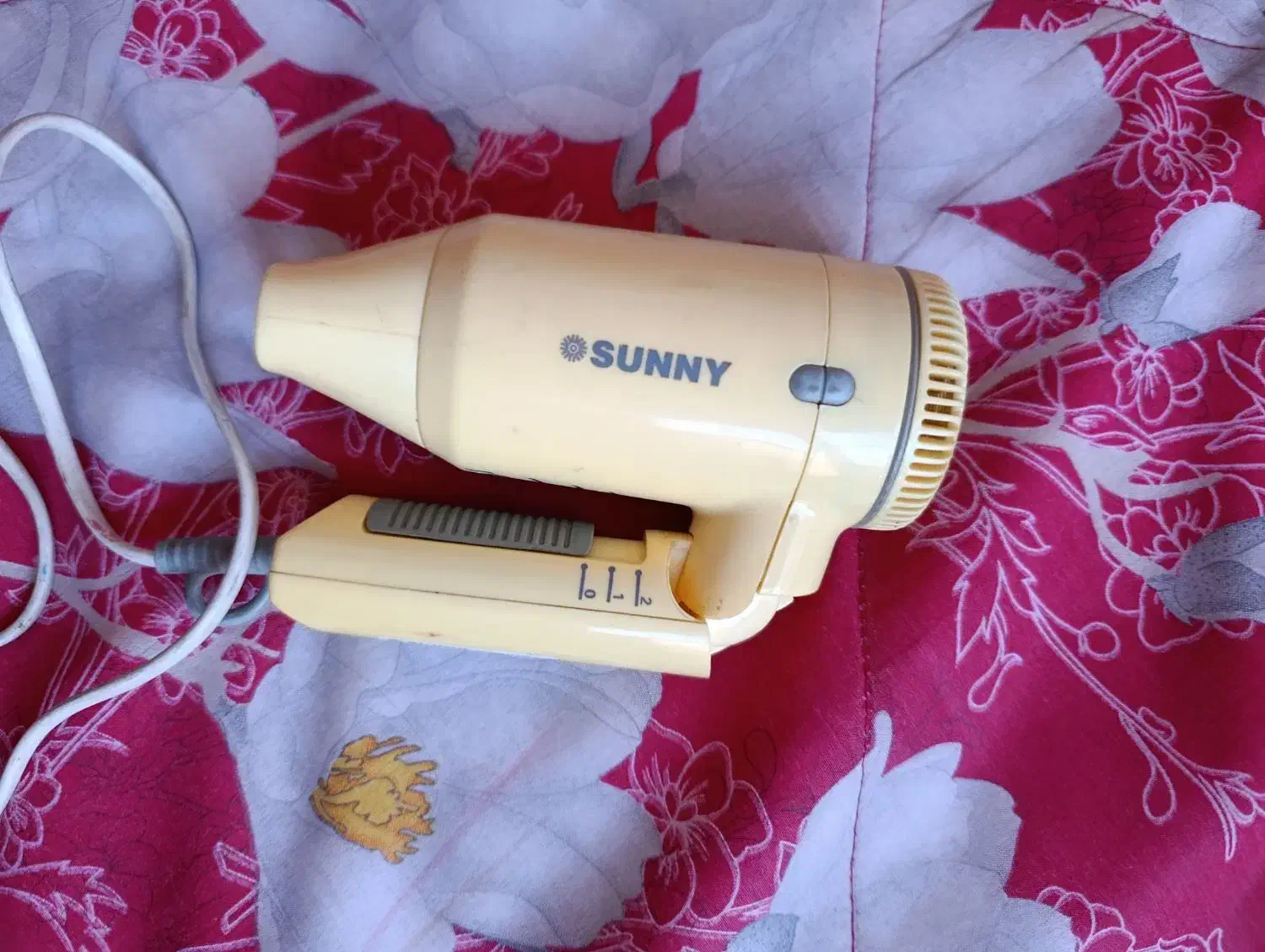 سشوار|آرایشگاه و سالن‌های زیبایی|نجف‌آباد, باهنر|دیوار