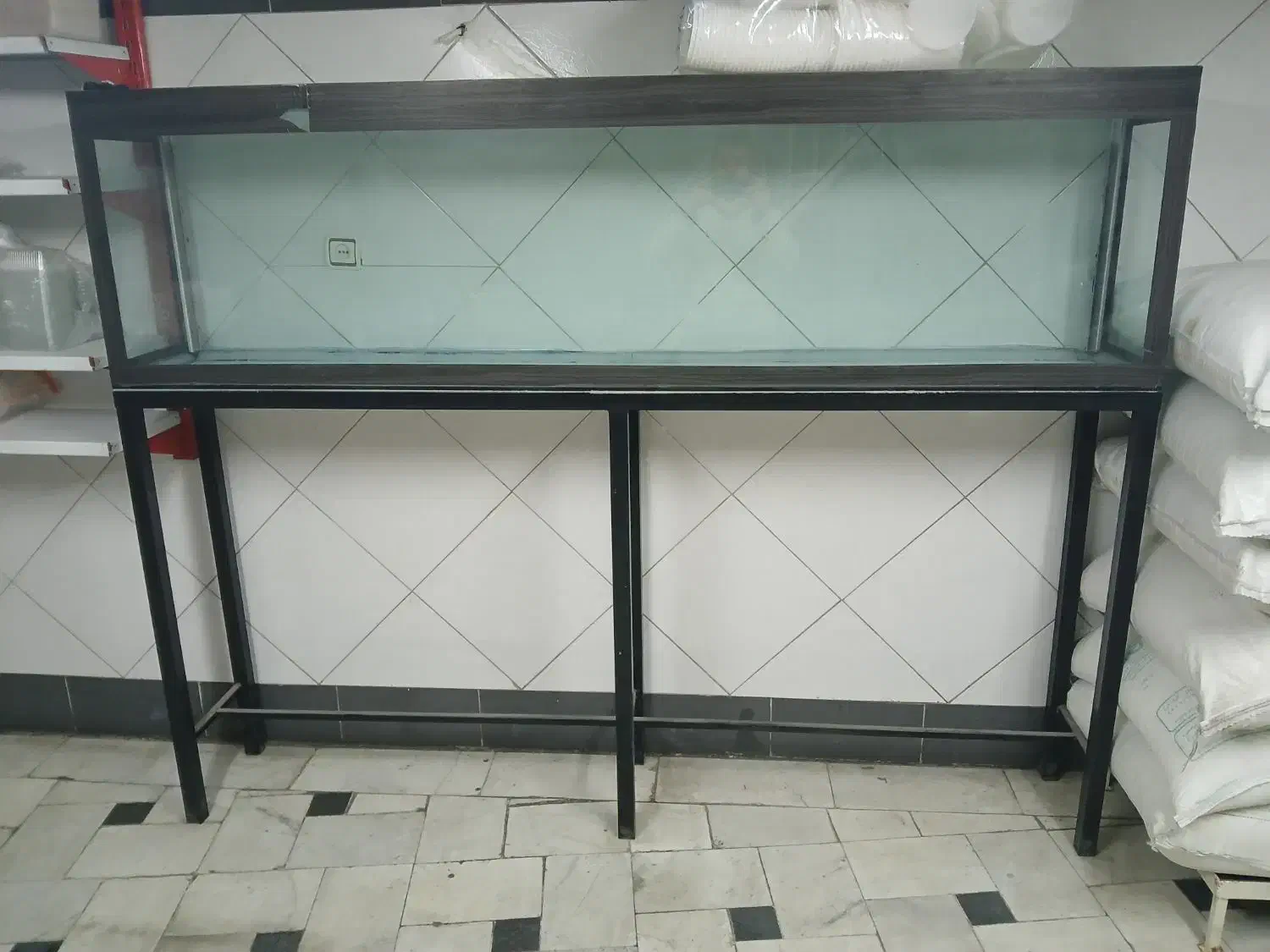 آکواریوم با لوازم|ماهی|ابهر, |دیوار