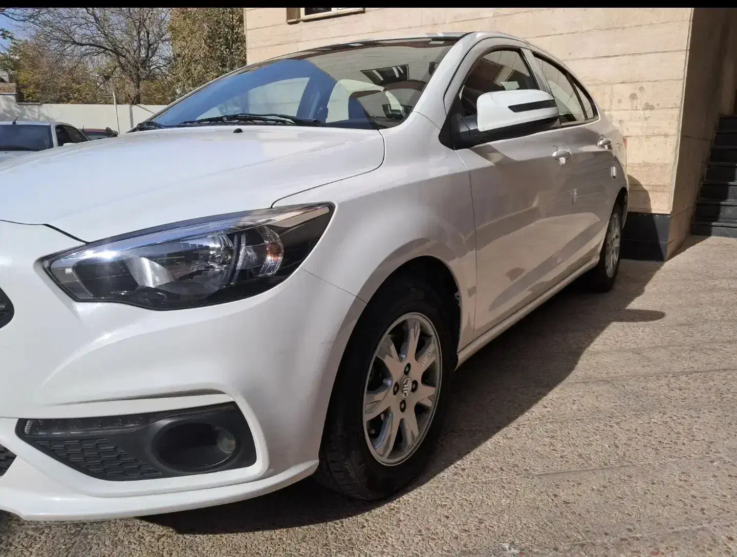 شاهین مدل ۴۰۲|خودرو سواری و وانت|بومهن, |دیوار