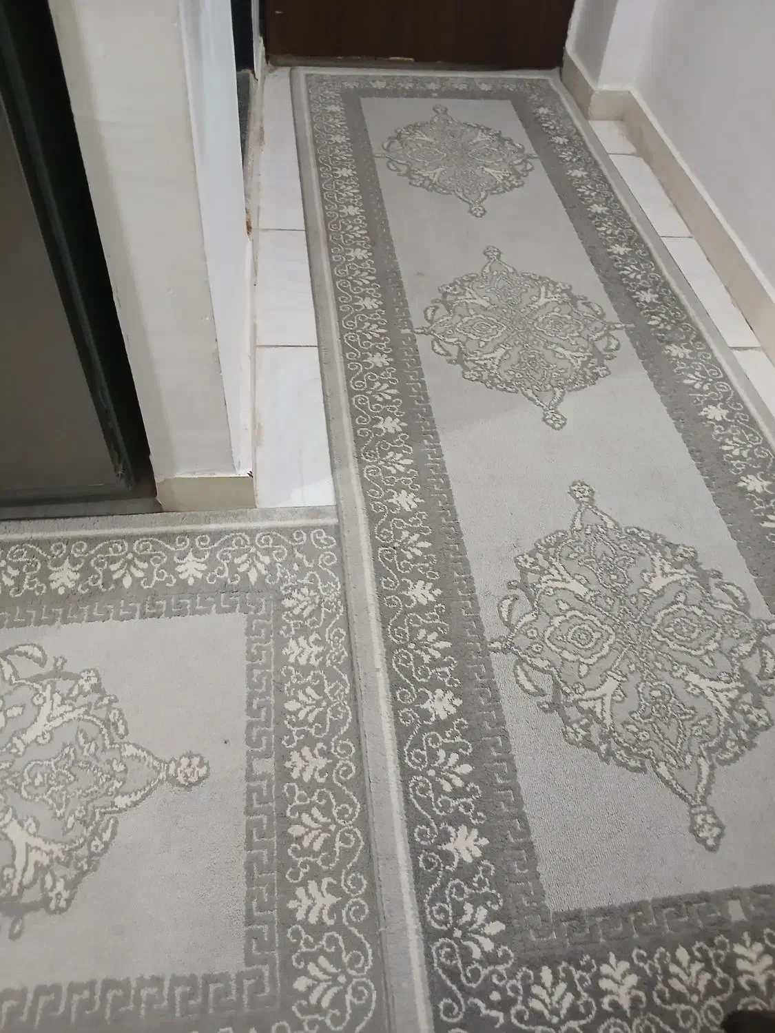 کناره فرش|فرش|رشت, کوی مهر|دیوار