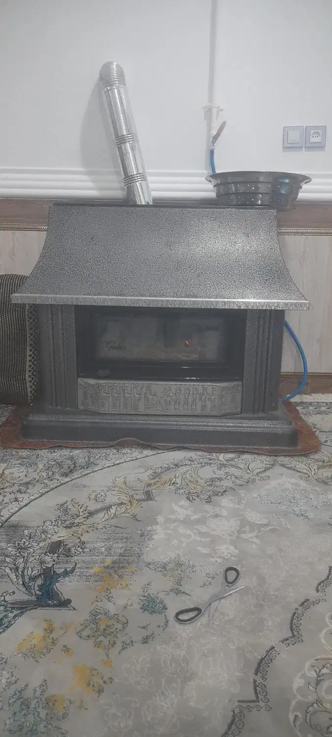 شومینه بزرگ گازی|بخاری، هیتر، شومینه|لیکک, |دیوار