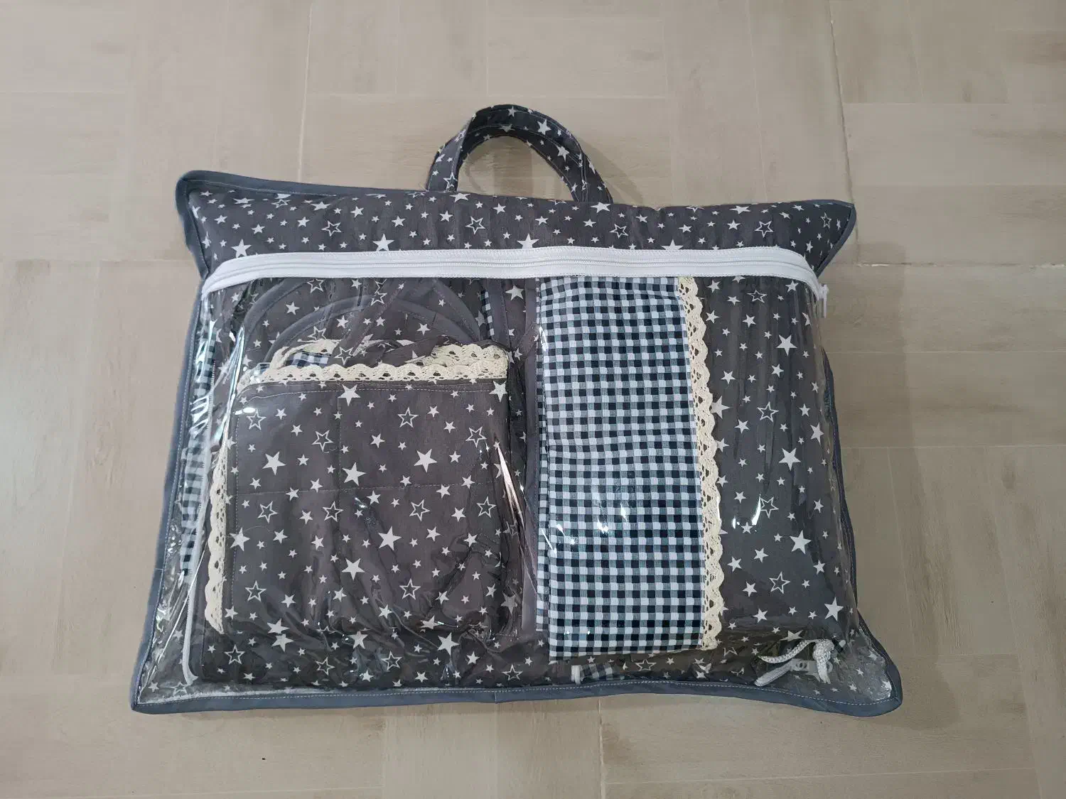 سرویس کامل آشپزخانه شیک و مقاوم طرح ستاره‌ای|سفره، حوله، دستمال آشپزخانه|کلاچای, |دیوار