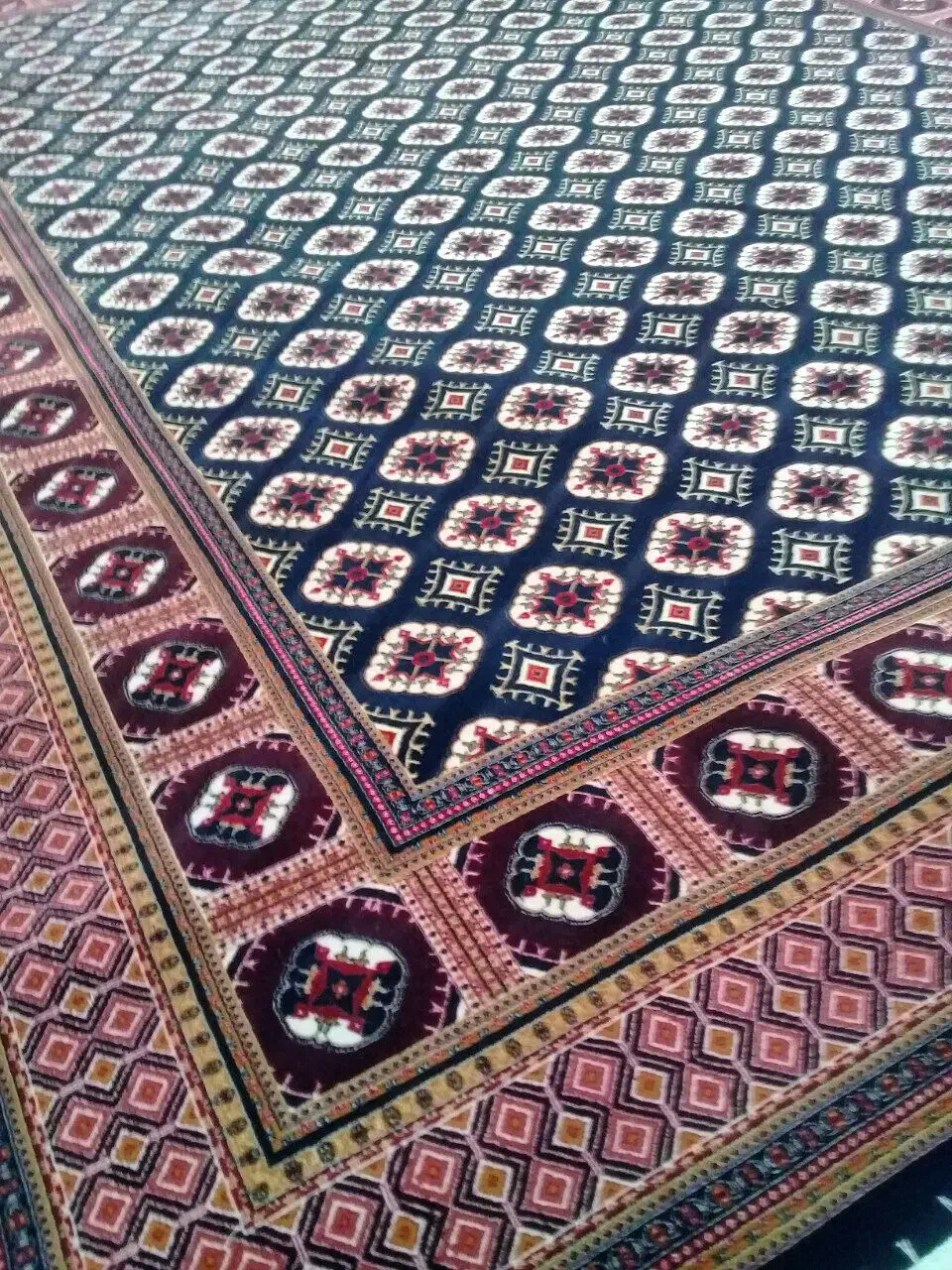 یک جفت فرش ۹ متری  آکبند ۱۲۰۰ شانه اصلی و سنگین|فرش|کرمانشاه, |دیوار