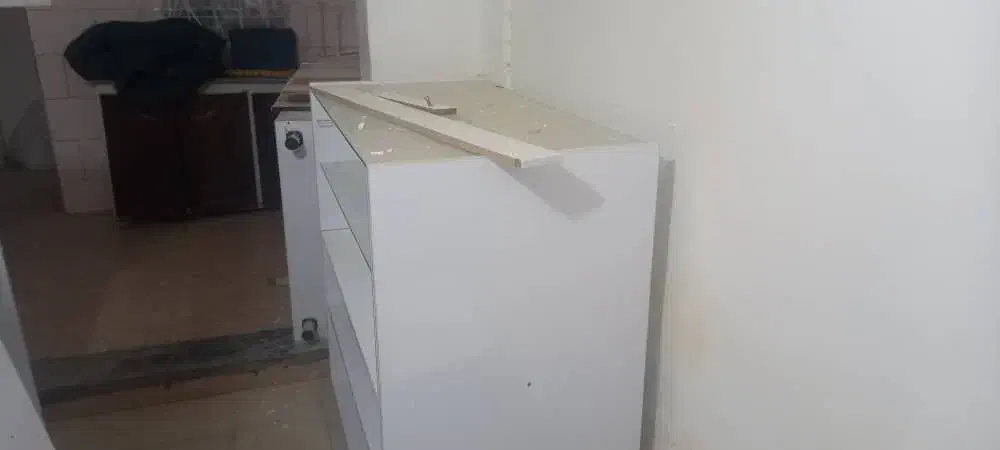 کمد|جاکفشی، کمد، دراور|ایلام, |دیوار