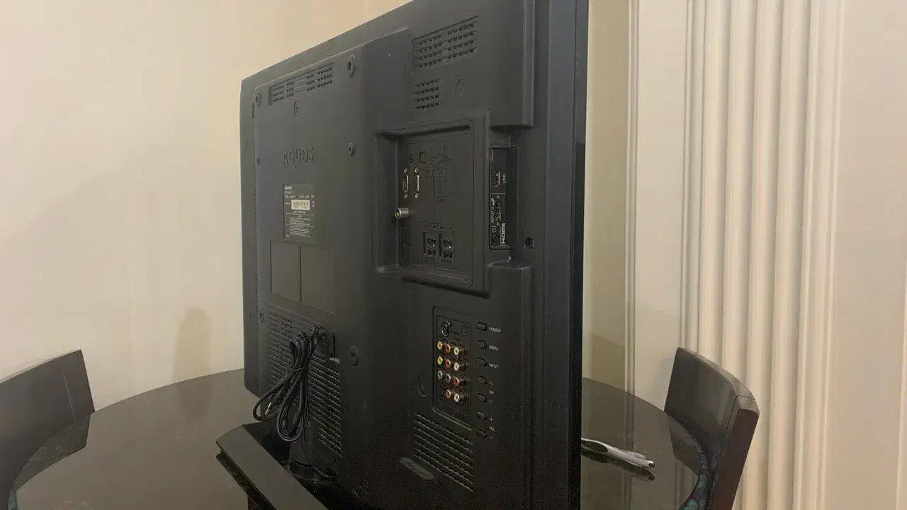 ال سی دی ۳۲ شارپ|تلویزیون و پروژکتور|تهران, بلوار کشاورز|دیوار