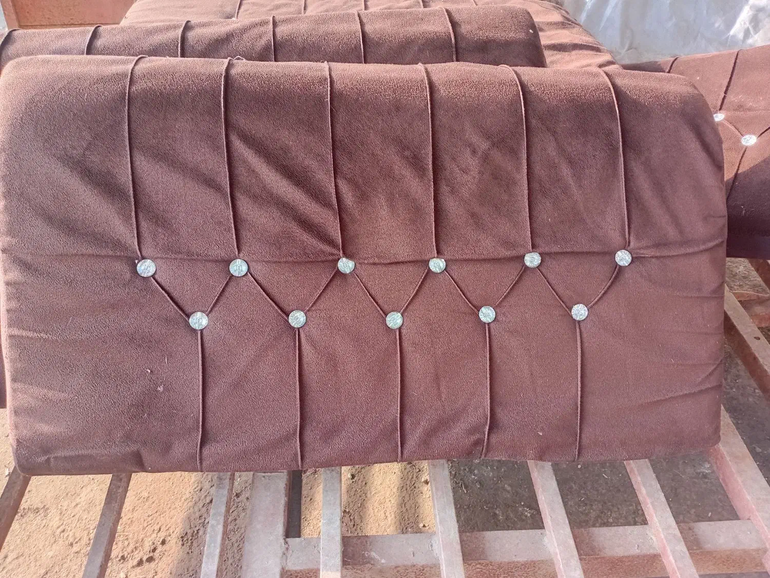 پشتی|پشتی|لنگرود, |دیوار