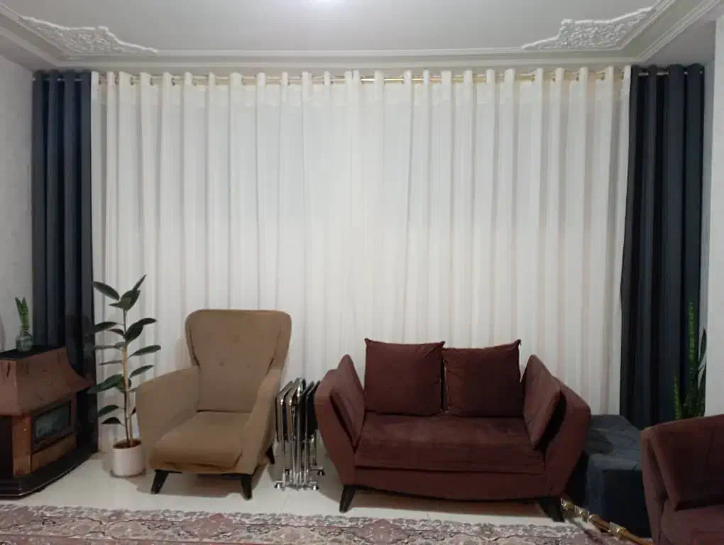 پرده سرای زمرد خانم کاظمی کنار کافینت شهریار سی۵|پرده، رانر، رومیزی|فولادشهر, C5|دیوار