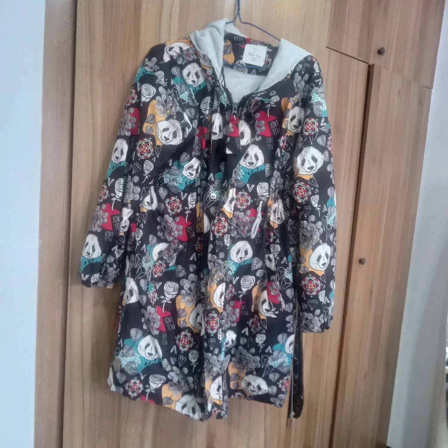 پالتو زمونه|لباس|پرند, فاز ۵|دیوار