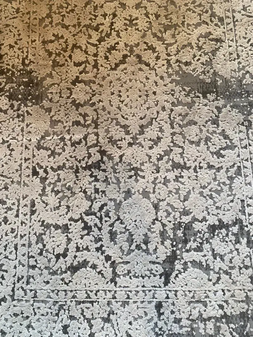 دو عدد فرش یکیش فرش واعدد شکی 1در1/5|فرش|پرند, فاز ۳|دیوار