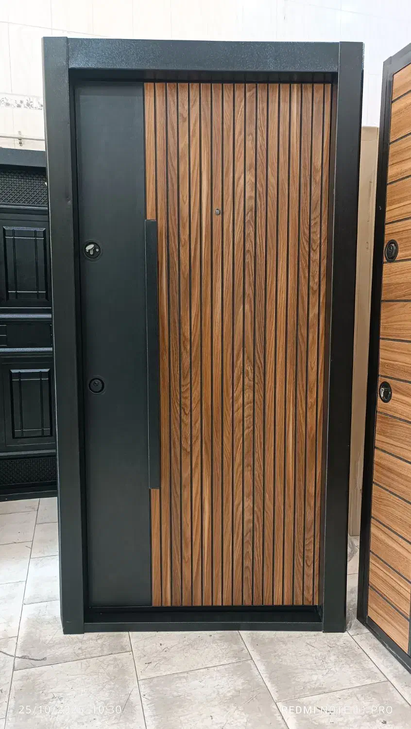 درب ضدسرقت درب وچهارچوب اتاقی درب وپنجره ی upvc|مصالح و تجهیزات ساختمان|شیراز, گویم|دیوار