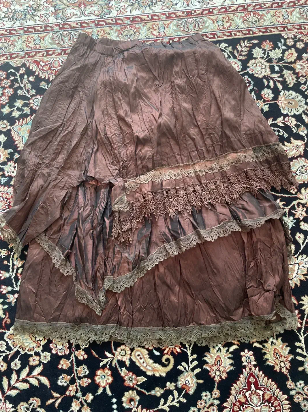 حراجی فقط۱۰۰/۲۰۰تومان|لباس|میانه, |دیوار