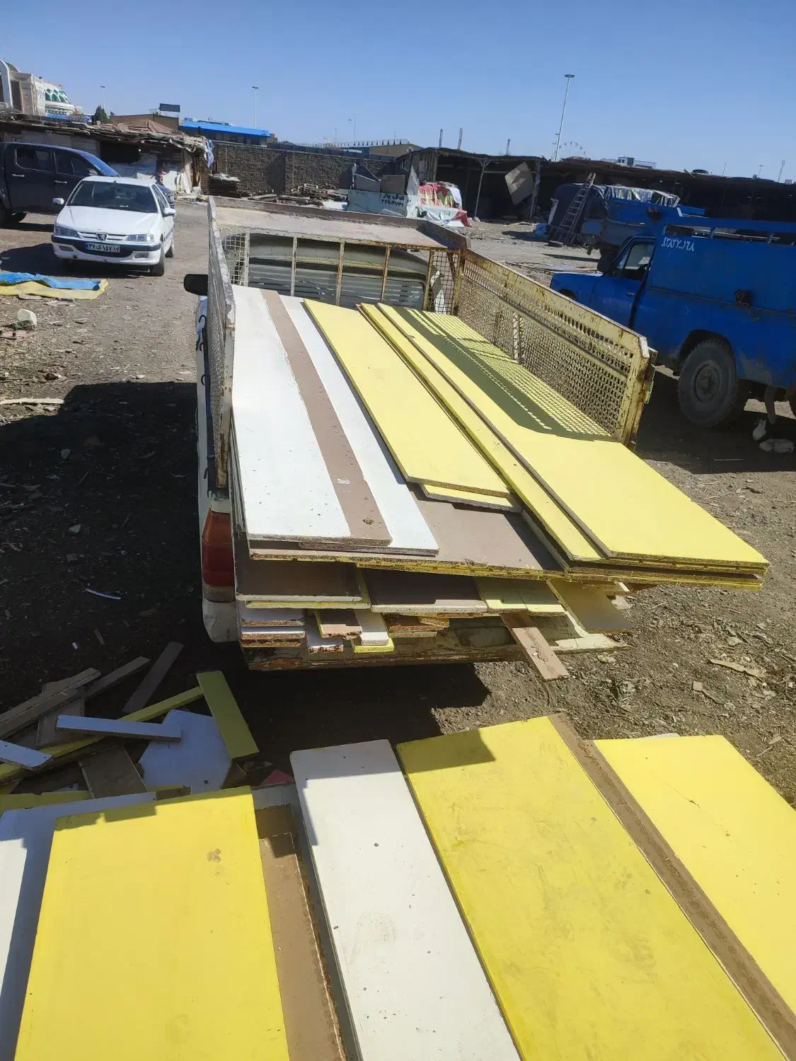 خریدار ضایعات نوپان چوب هفت لای ام دی اف ملامینه|خدمات پیشه و مهارت|مشهد, کشاورز|دیوار