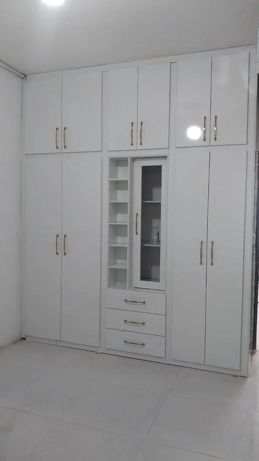 کمد دیواری اشکاف ملامینه|جاکفشی، کمد، دراور|مشهد, پورسینا|دیوار