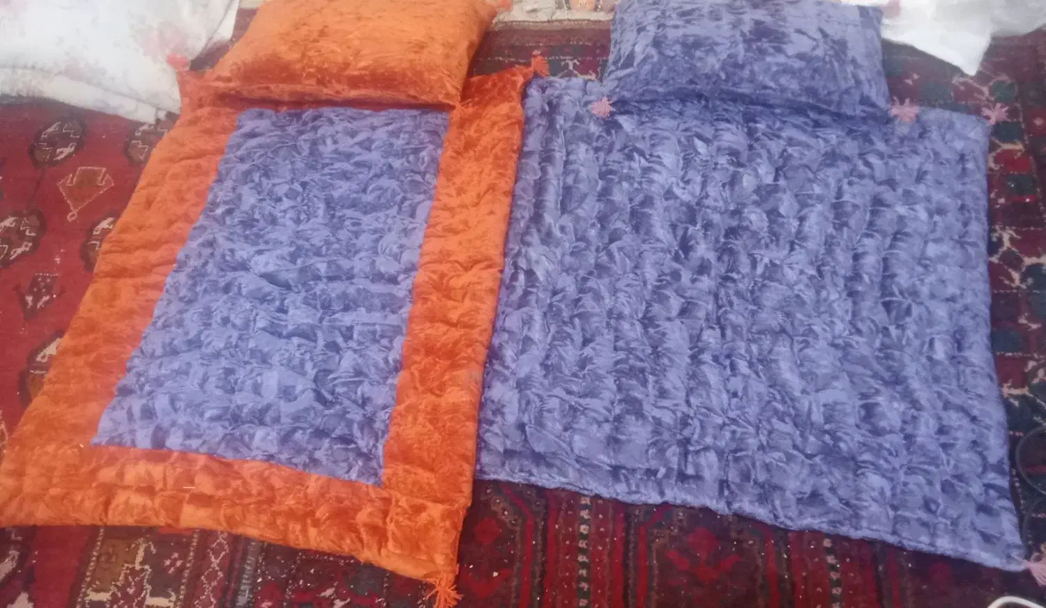 لیپک|رختخواب، بالش، پتو|هیرمند, |دیوار