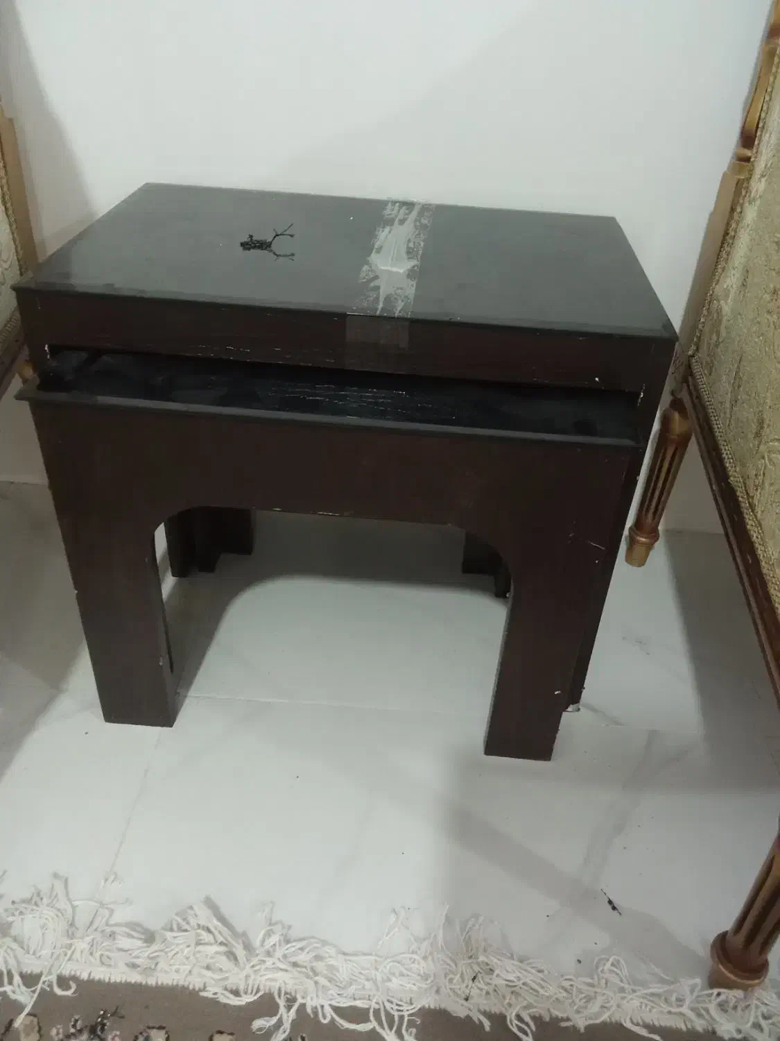 میز عسلی در حد نو قیمت مناسب|مبلمان خانگی و میز عسلی|شوشتر, |دیوار