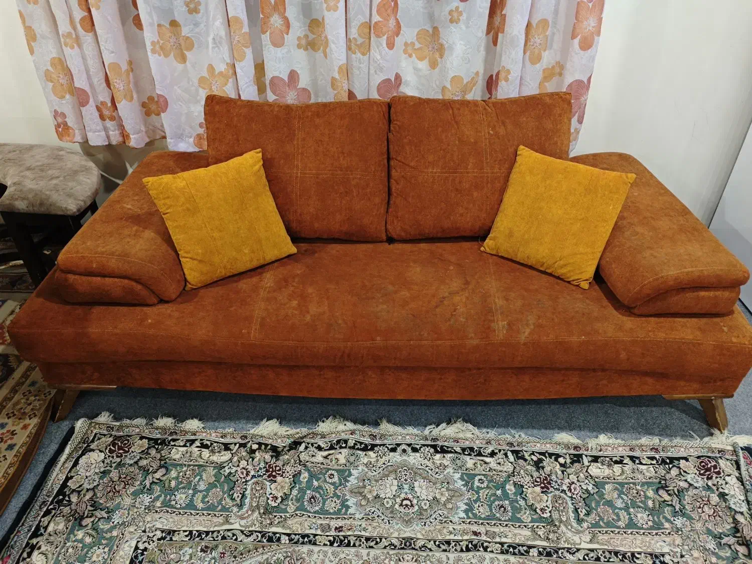 مبل تخت شو مکانیزه پشتی و دسته ها برند تاج ۱۰نفره|مبلمان خانگی و میز عسلی|تهران, گرگان|دیوار