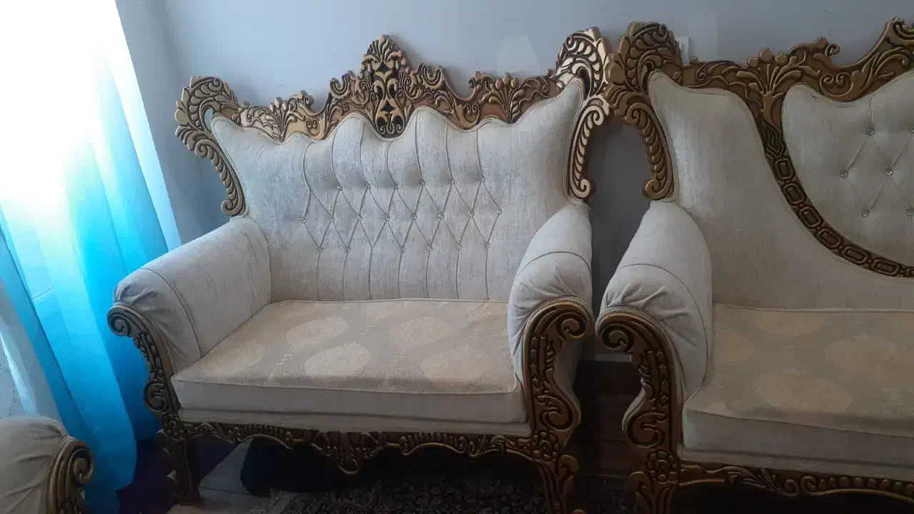 مبل کلاسیک( فروش فوری)|مبلمان خانگی و میز عسلی|جیرفت, |دیوار