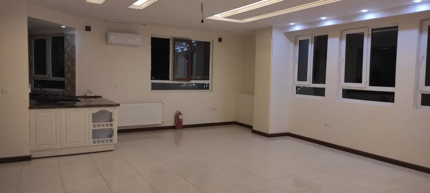 ۱۴۰متر برج ژیوان ویو دریاچه جنگل طبقه آخربدون مشرف|اجارهٔ آپارتمان|تهران, شهرک چیتگر|دیوار