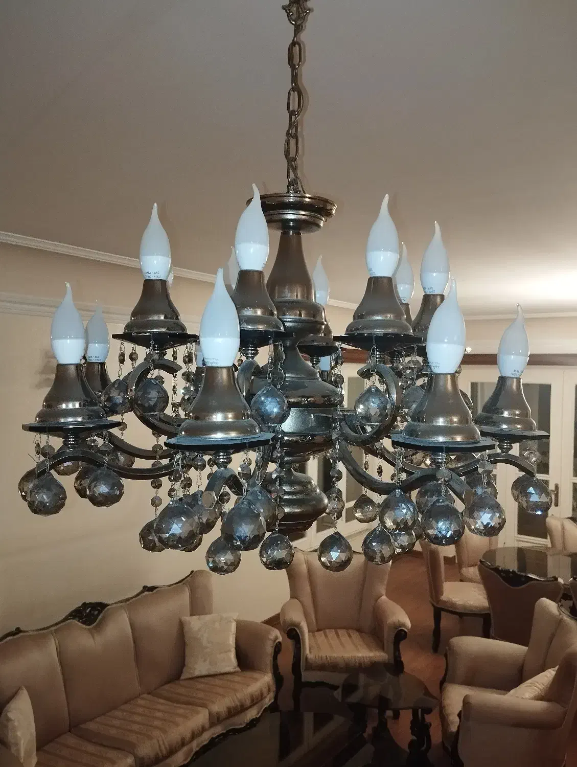 ۲ عددلوستر ۱۶ شاخه ای و یک عدد ۱۲ شاخه و۸دیوارکوب|لوستر و چراغ آویز|بابل, |دیوار