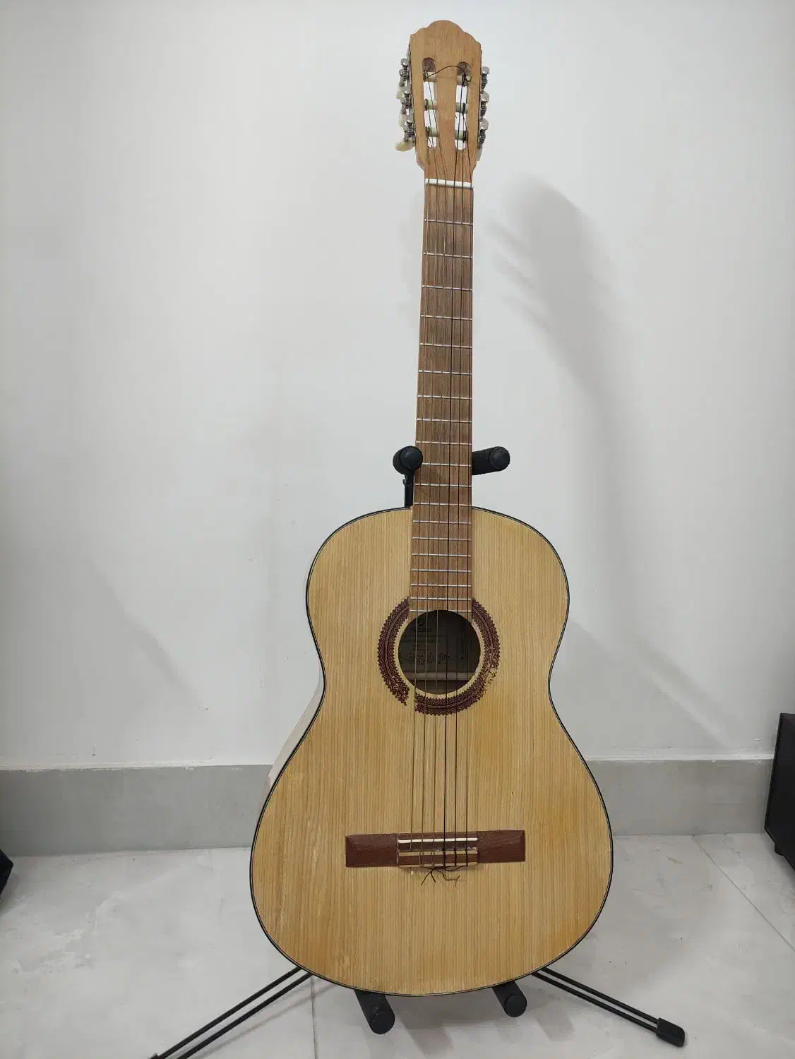 گیتار کلاسیک|گیتار، بیس، امپلیفایر|شاهین‌شهر, گرگاب|دیوار