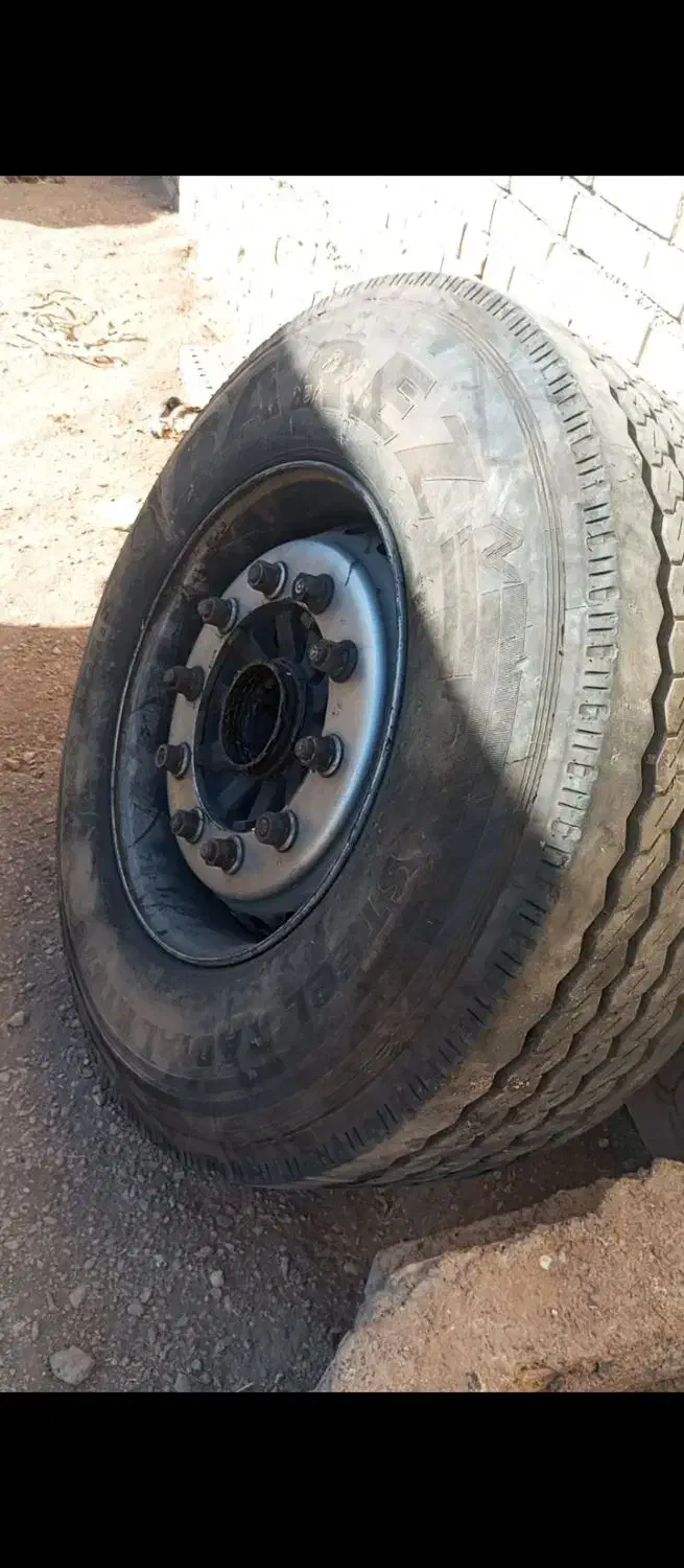 لاستیک تایر کامیون تریلی کفی|قطعات یدکی و لوازم جانبی|اردستان, |دیوار