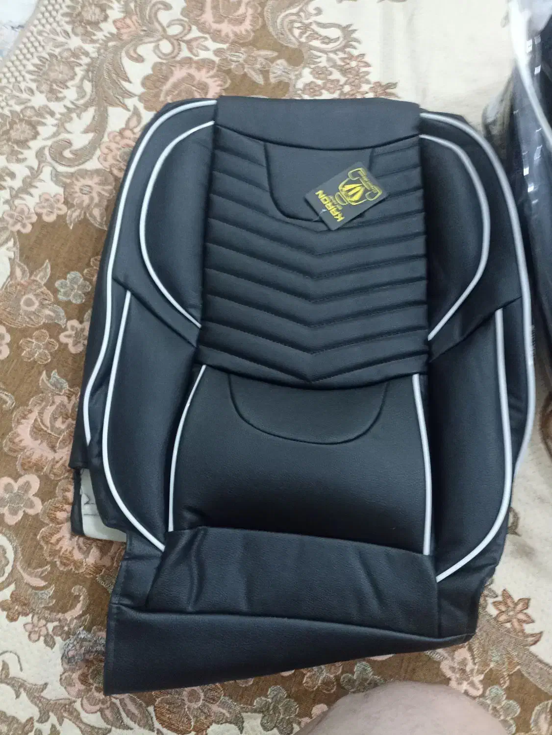 روکش صندلی  چرم.کفپوش 5بعدی ضد اب.دور فرمان|قطعات یدکی و لوازم جانبی|نیشابور, شهرک قدس|دیوار