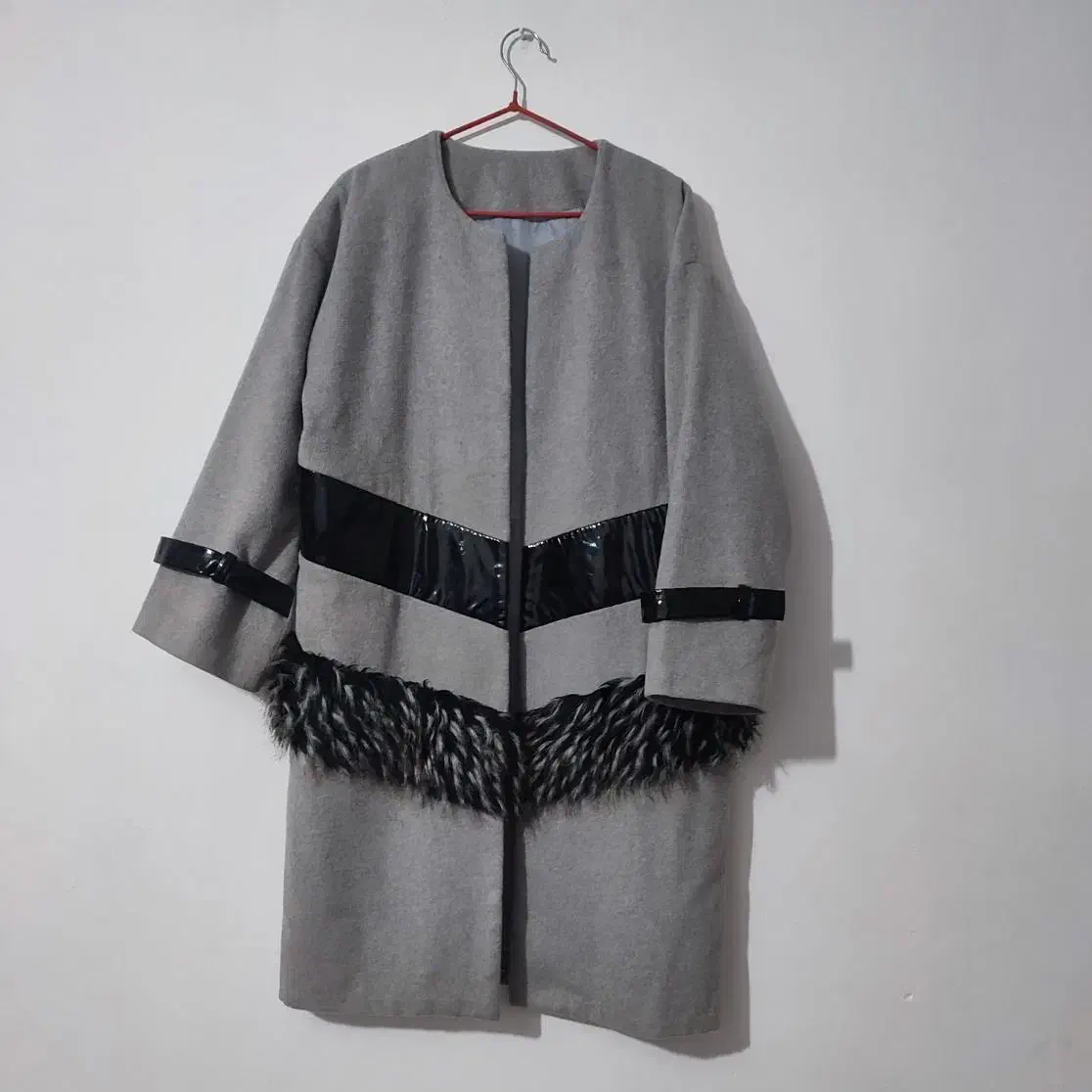 پالتو ترک باتیکه دوزی چرم وخز اورجینال نو فری سایز|لباس|کرمانشاه, |دیوار