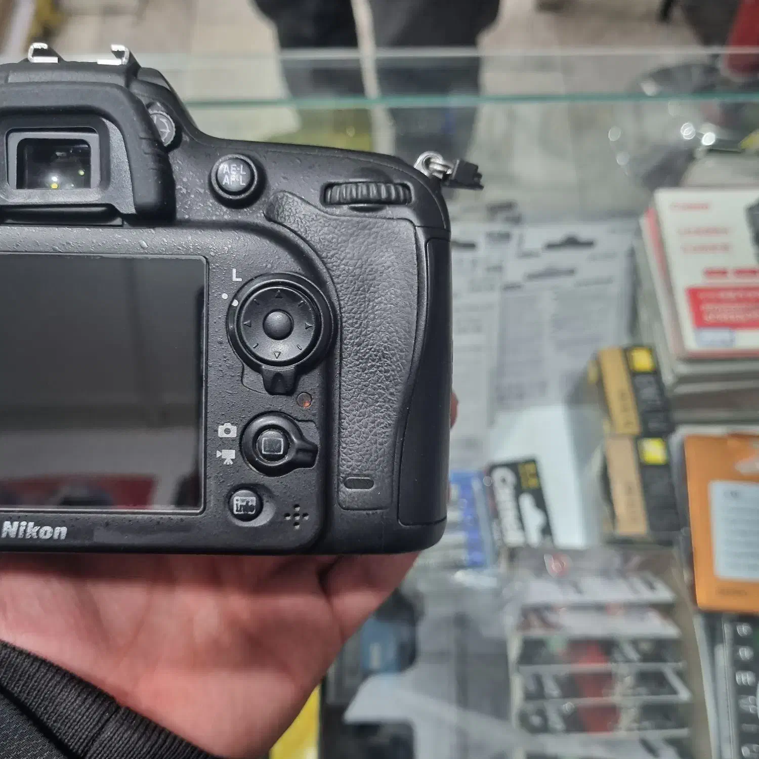Nikon D7100. 18-70|دوربین عکاسی و فیلم‌برداری|تهران, صادقیه|دیوار