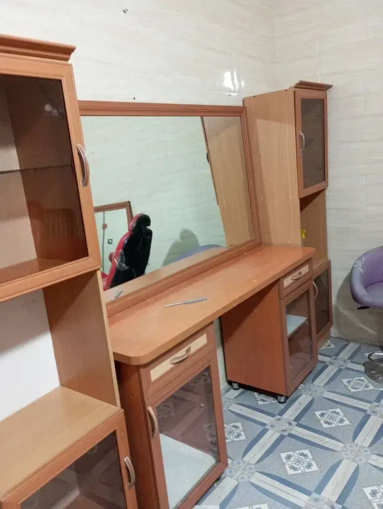 کمد و میز|بوفه، ویترین، کنسول|بافت, |دیوار