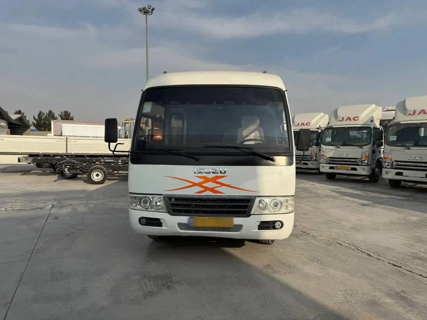 مینی بوس ایسوزو سحر|خودرو سنگین|مشهد, بهشت|دیوار