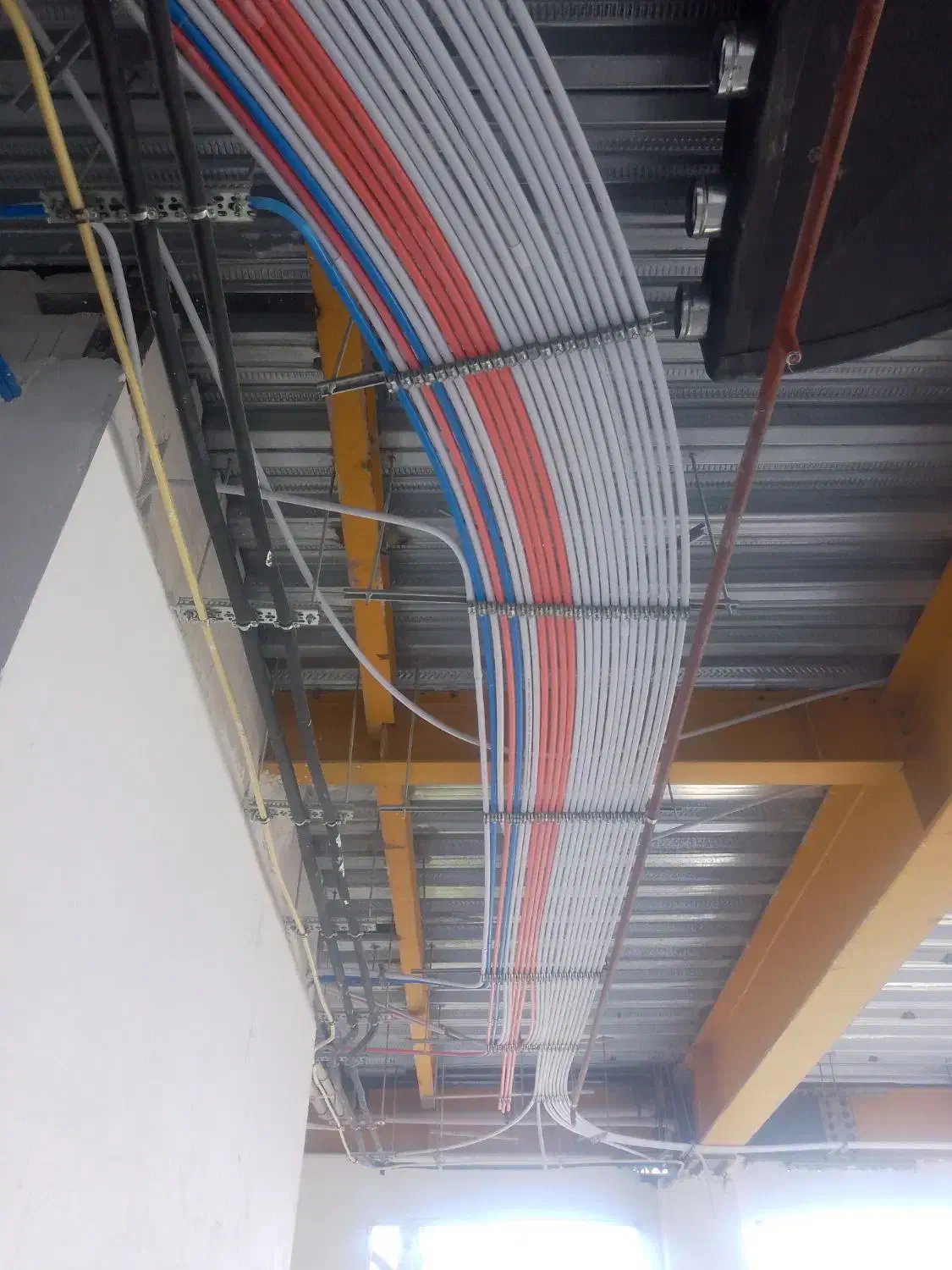 پیمانکار برق ساختمان|خدمات پیشه و مهارت|آزادشهر, |دیوار