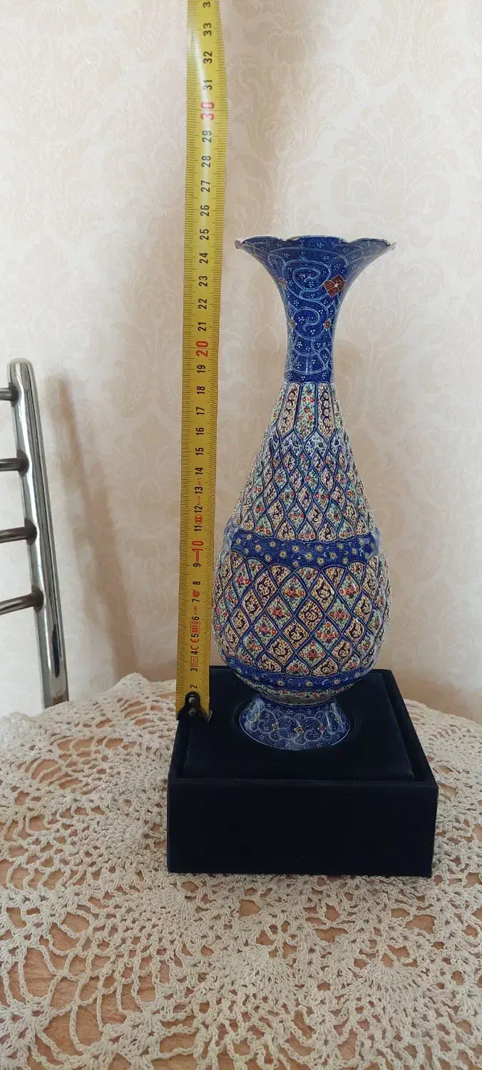 گلدان مینا کاری استاد مرتضی اسماعیلی مناسب کادو|صنایع دستی و سایر لوازم تزئینی|تهران, شهرک محلاتی|دیوار