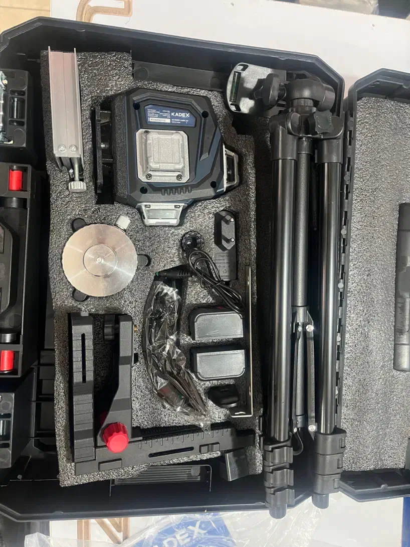 تراز لیزری ۴خط ۱۶لاین کادکس اقساطی|مصالح و تجهیزات ساختمان|زنجان, |دیوار