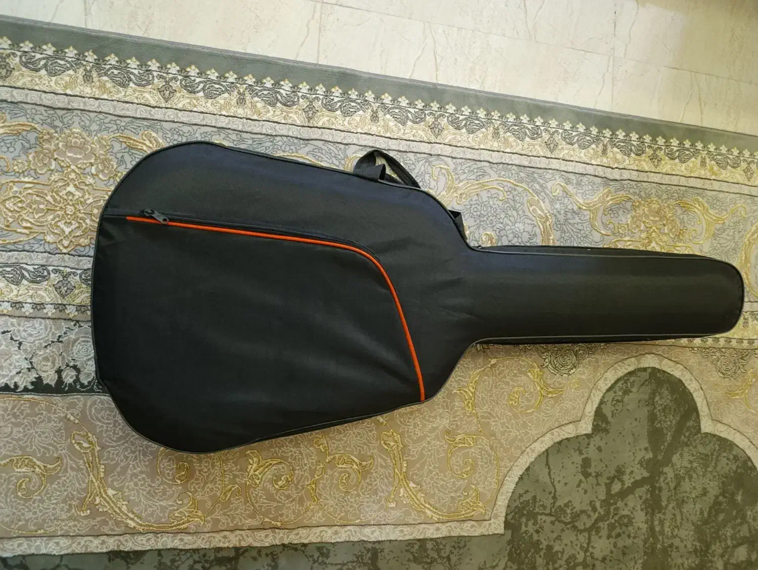 گیتار|گیتار، بیس، امپلیفایر|میاندوآب, |دیوار