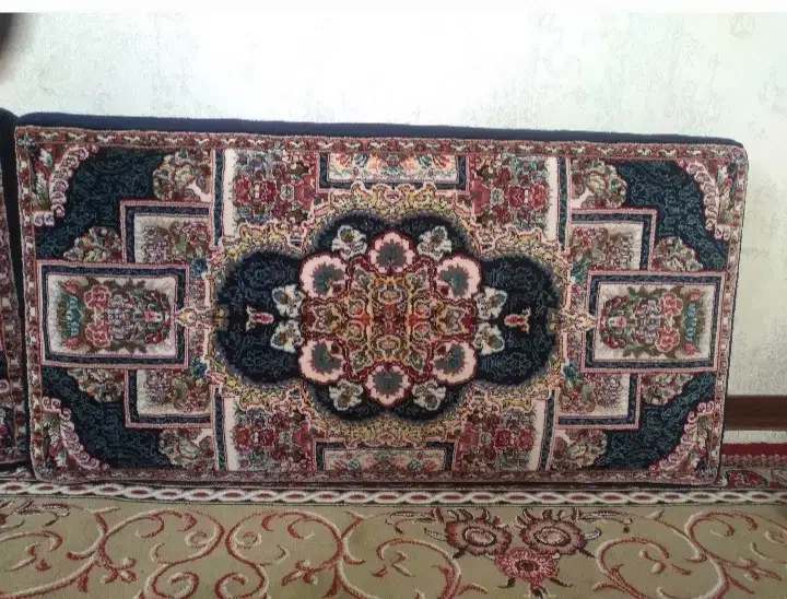 پشتی|پشتی|اقبالیه, |دیوار