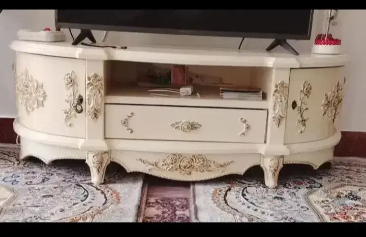 میز‌تی‌وی|میز تلویزیون|ملکان, |دیوار