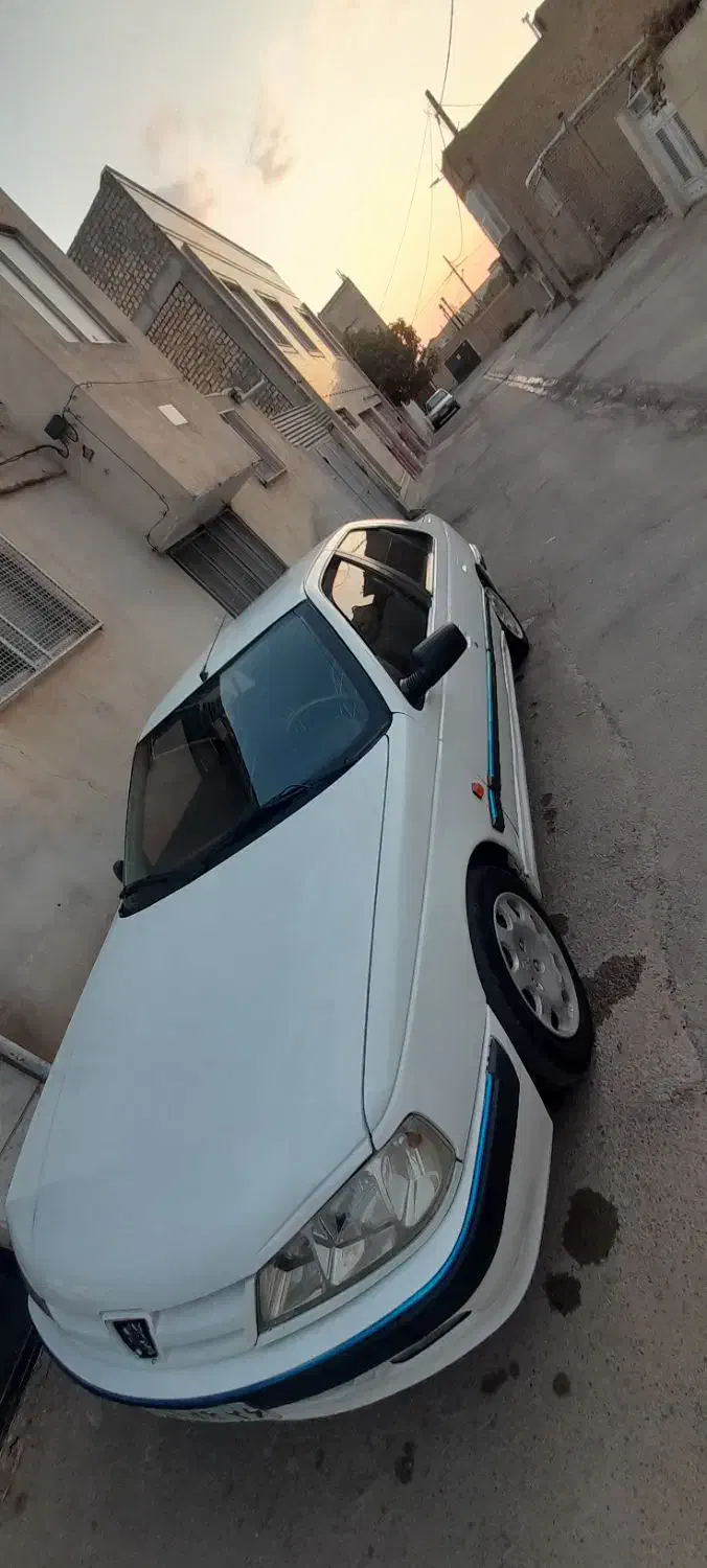 پژو پارس اصل فرانسه سفید کارمندی|خودرو سواری و وانت|اسفراین, |دیوار