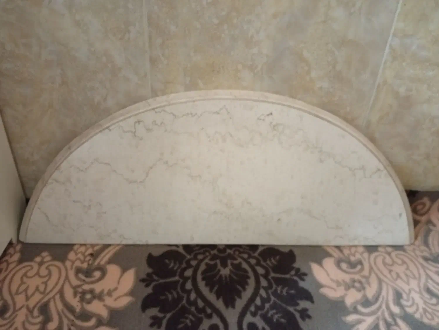 سنگ|آینه|قم, قلعه کامکار|دیوار