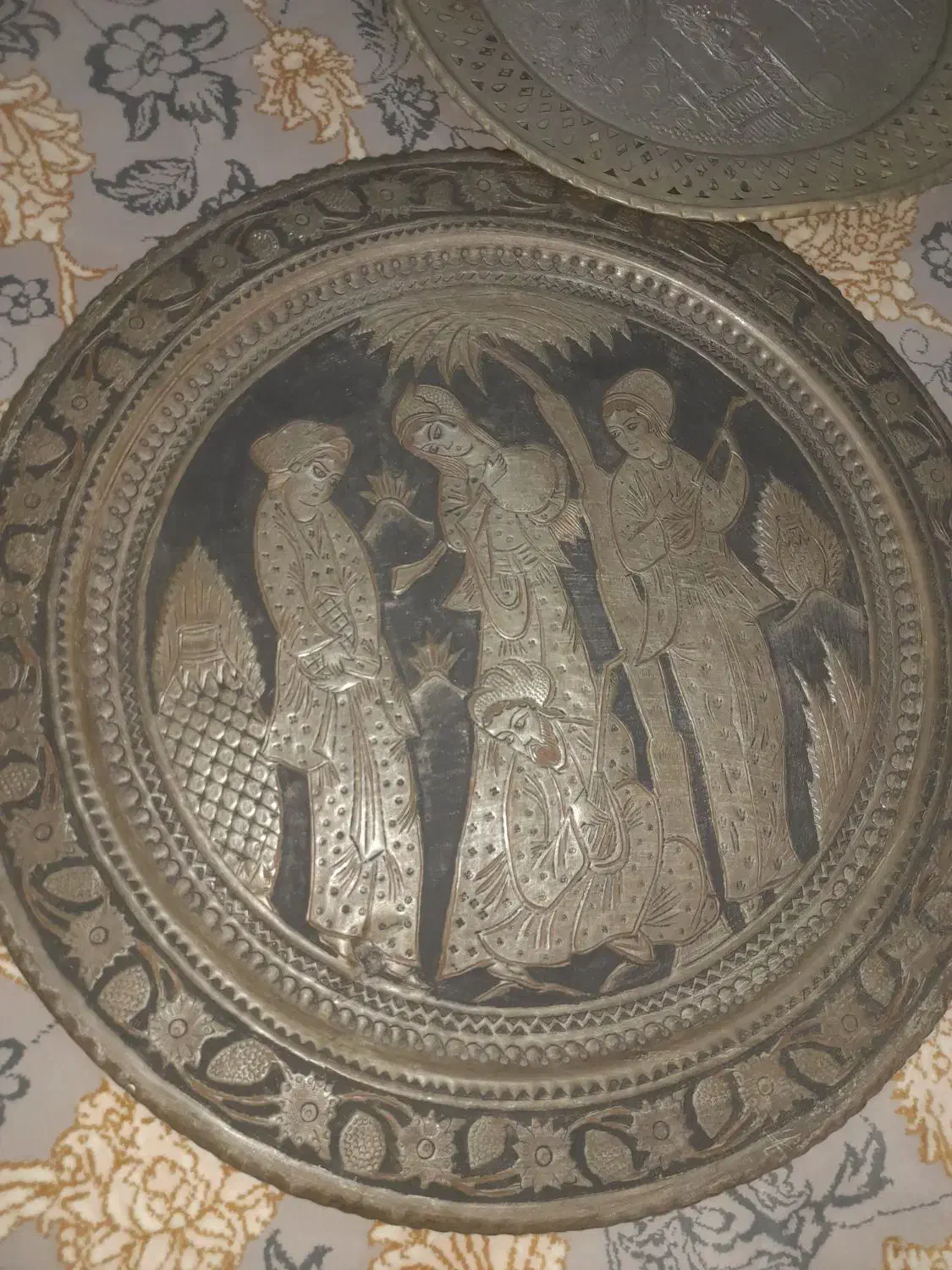 تابلوخیلی قدیمی  ظرف خییلی قدیمی|کلکسیون اشیاء عتیقه|خرم‌آباد, |دیوار