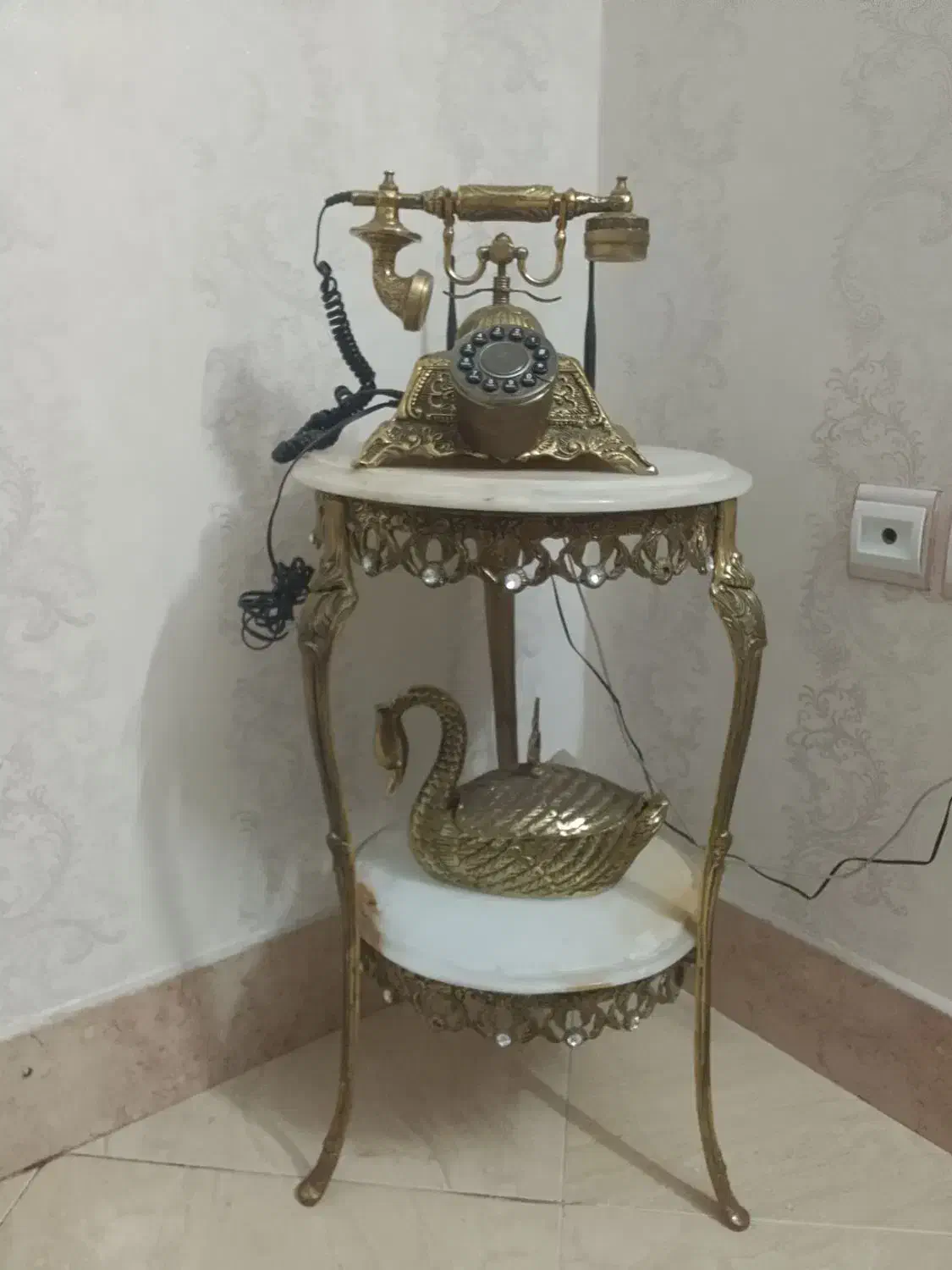 میز تلفن،تلفن،قو و جاکلیدی برنج|صنایع دستی و سایر لوازم تزئینی|آفتاب, |دیوار