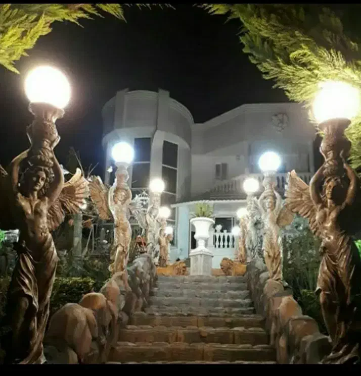 تندیس|مجسمه، تندیس، ماکت|گنبد کاووس, |دیوار