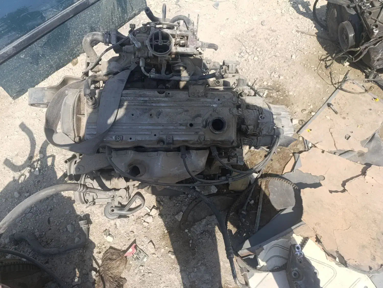 استوک یدکی|قطعات یدکی و لوازم جانبی|رباطکریم, آدران|دیوار