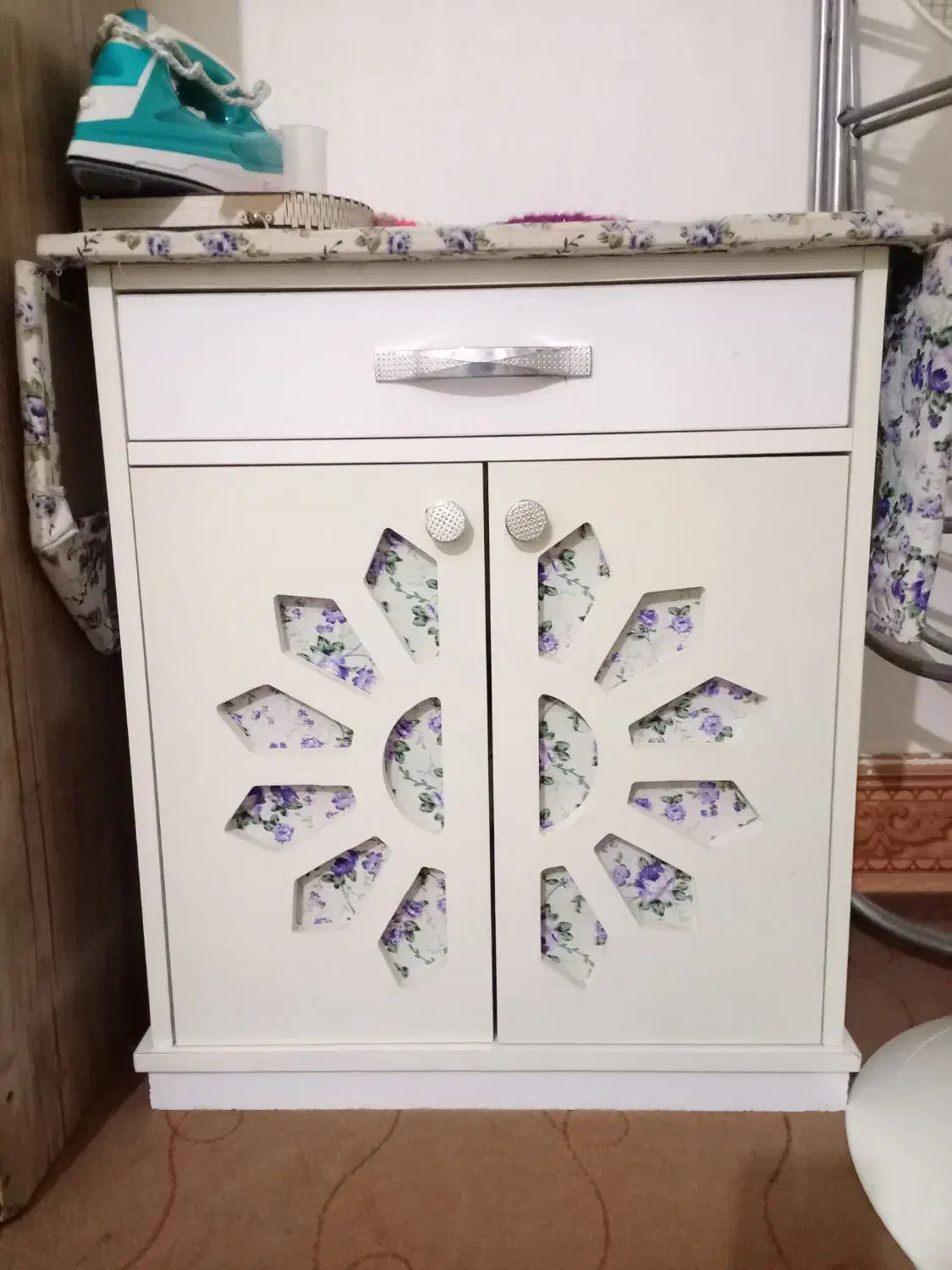 میز اتو|اتو و لوازم اتو|بیرجند, |دیوار