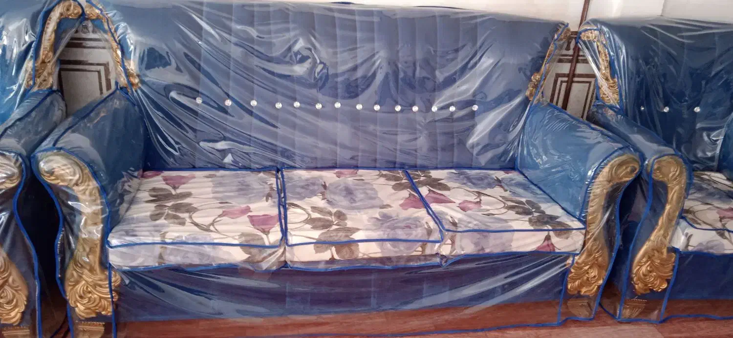 مبل هفت نفره شیک و تمیز|مبلمان خانگی و میز عسلی|کوهدشت, |دیوار