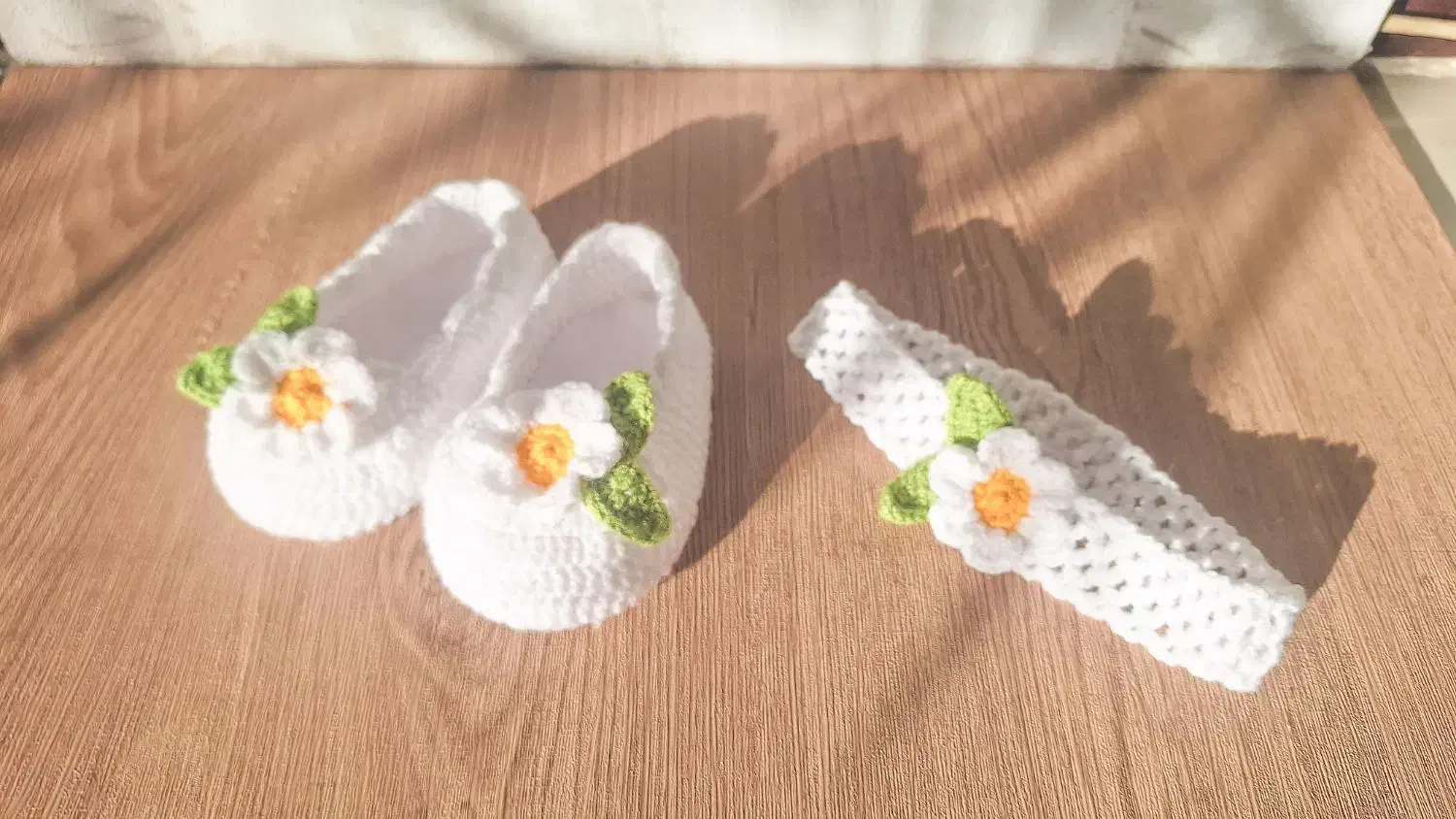 ست پاپوش و تل مو نوزاد|کفش و لباس بچه|شاهین‌شهر, فدک|دیوار