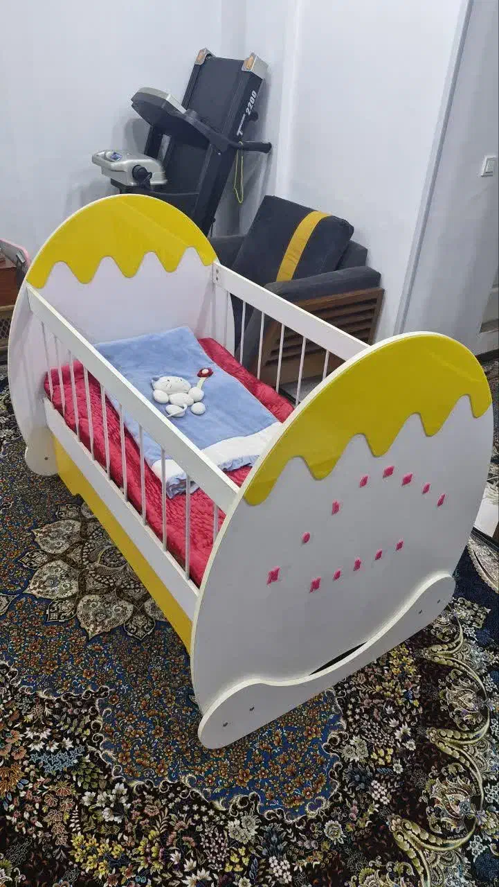 تخت کودک|تخت و صندلی بچه|هشتگرد, فاز ۷ مهستان|دیوار